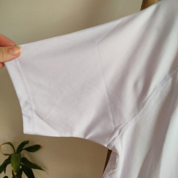 Nike Original Lavender T-Shirt - Picture 4 of 15